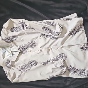 Pineapple silk gret 3/4 sleeve blouse